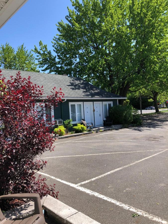 Motel Anf Drummondville Bagian luar foto